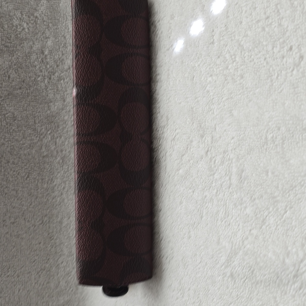 Coach Pencil Case Oxblood Signature - Picture 2 of 2